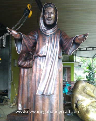 jual patung yesus tembaga